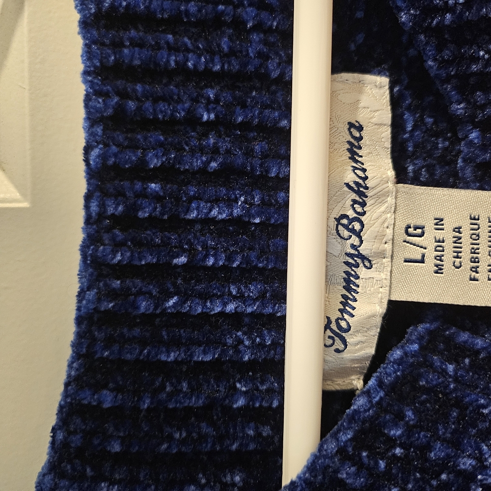 Tommy Bahama Blue Ribbed Sweater